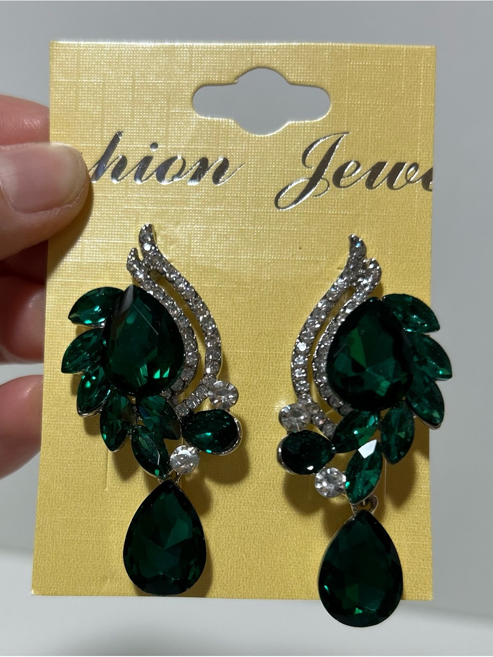 Emerald Green Teardrop Crystal 20” Necklace and Earring Set - Picture 4 of 5
